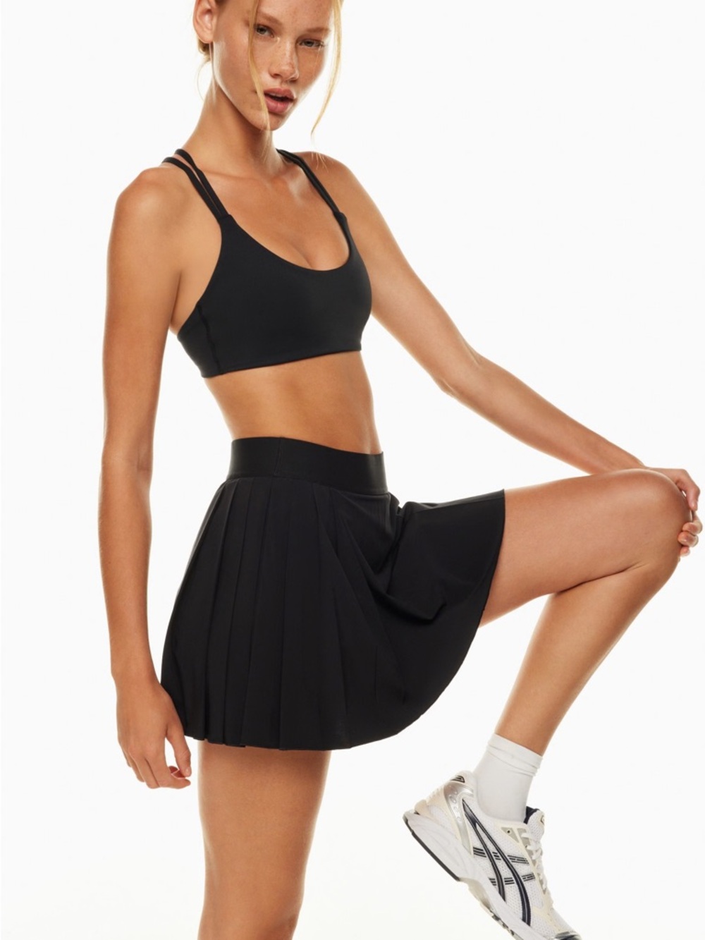 Aritzia TNA Tennis Skirt - black, sz small